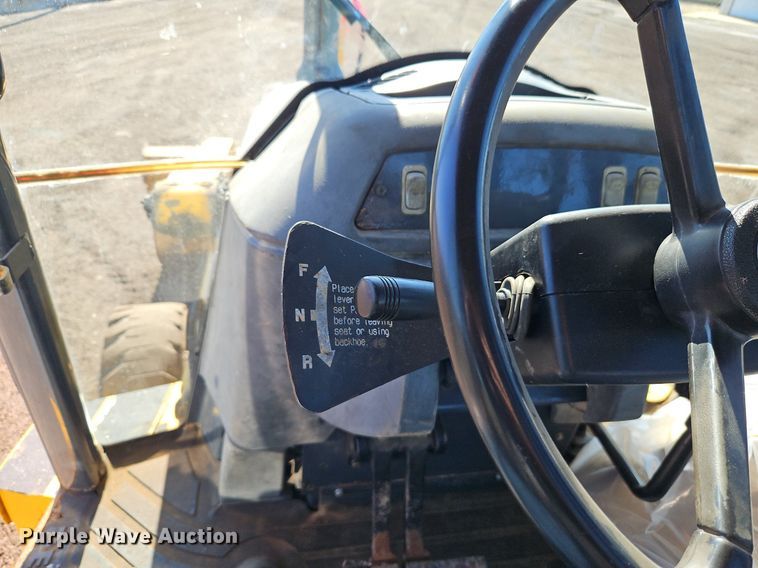 image for item OJ9501 2003 John Deere 310G backhoe