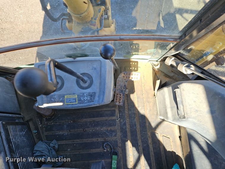 image for item OJ9501 2003 John Deere 310G backhoe