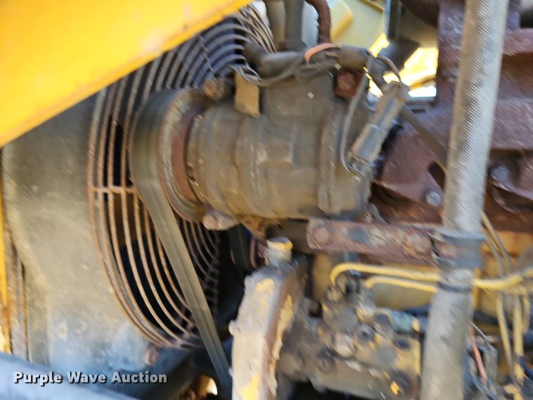 image for item OJ9501 2003 John Deere 310G backhoe