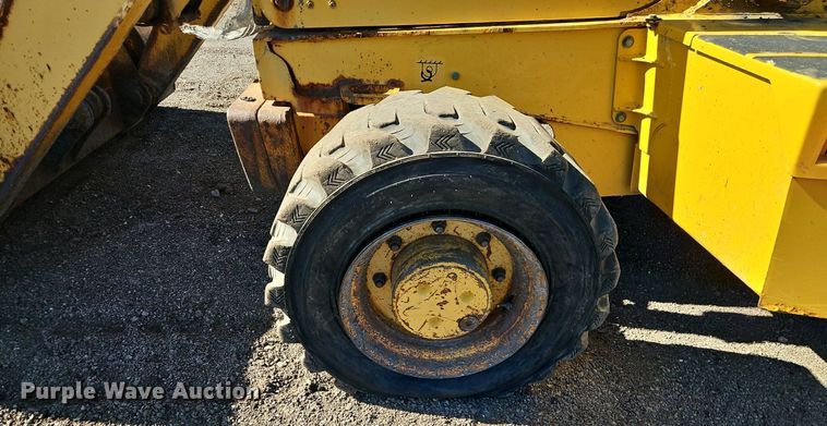 image for item OJ9501 2003 John Deere 310G backhoe