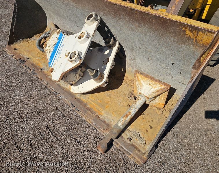 image for item OJ9501 2003 John Deere 310G backhoe