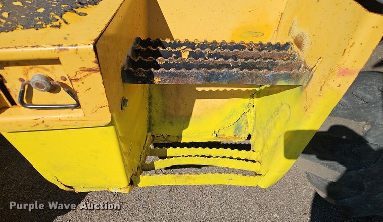 image for item OJ9502 2003 John Deere 310G backhoe