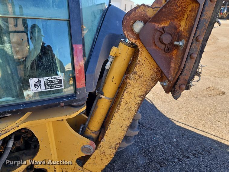 image for item OJ9502 2003 John Deere 310G backhoe