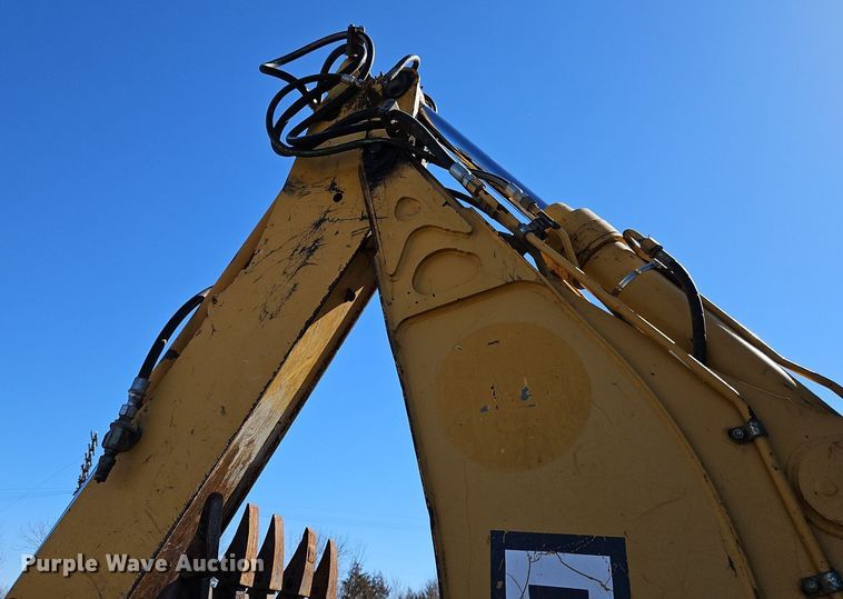 image for item OJ9502 2003 John Deere 310G backhoe