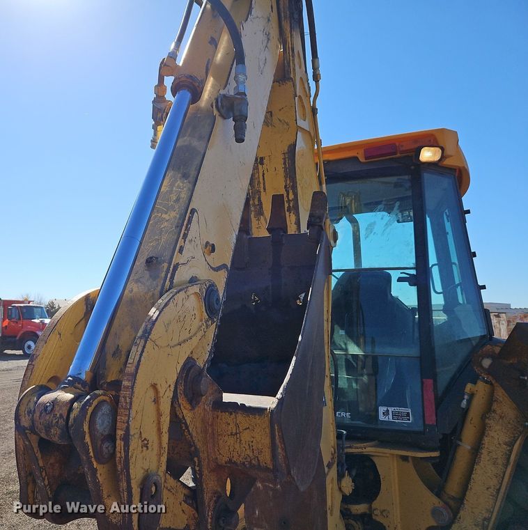 image for item OJ9502 2003 John Deere 310G backhoe