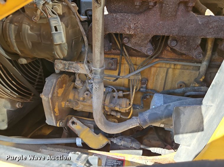 image for item OJ9502 2003 John Deere 310G backhoe