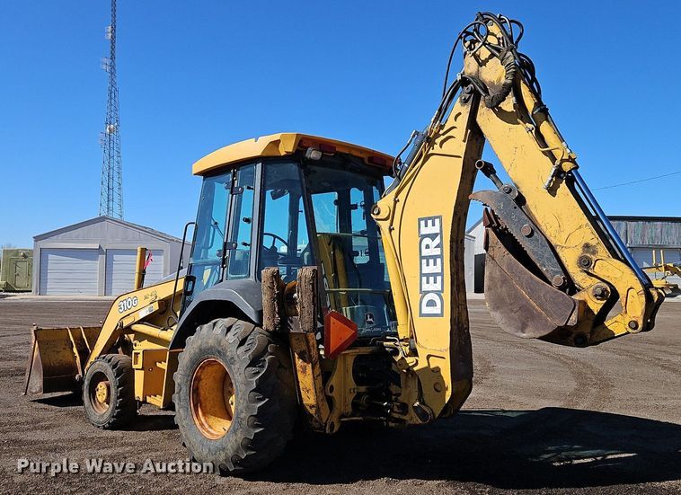 image for item OJ9503 2003 John Deere 310G backhoe