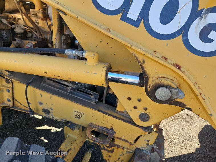 image for item OJ9503 2003 John Deere 310G backhoe