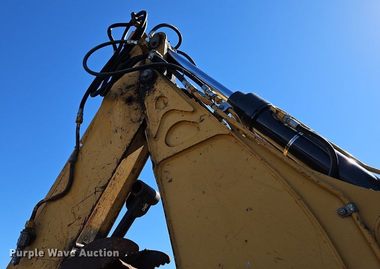 image for item OJ9503 2003 John Deere 310G backhoe