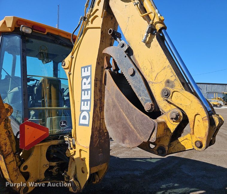 image for item OJ9503 2003 John Deere 310G backhoe