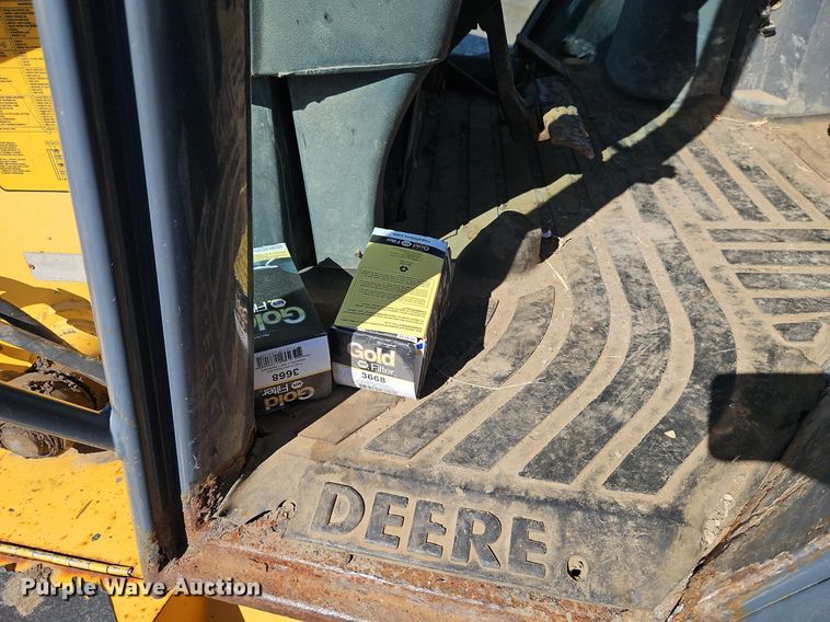 image for item OJ9503 2003 John Deere 310G backhoe