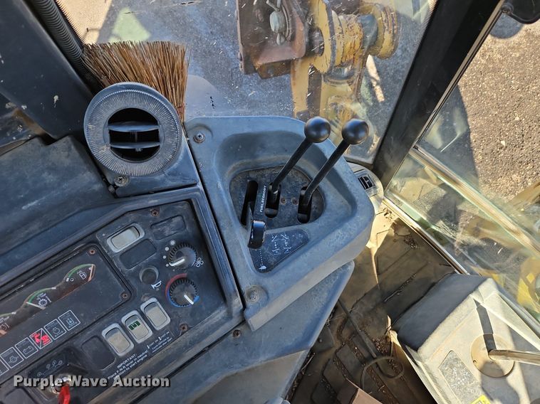 image for item OJ9503 2003 John Deere 310G backhoe