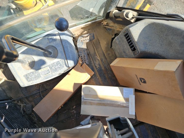 image for item OJ9503 2003 John Deere 310G backhoe