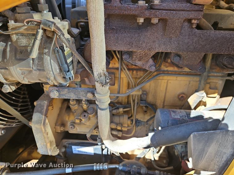 image for item OJ9503 2003 John Deere 310G backhoe