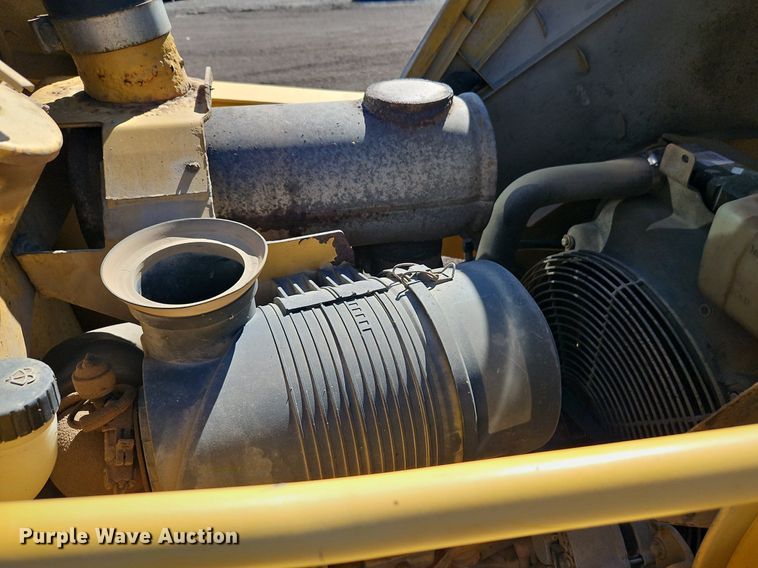 image for item OJ9503 2003 John Deere 310G backhoe