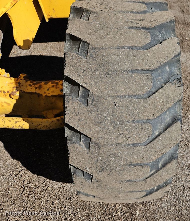 image for item OJ9503 2003 John Deere 310G backhoe