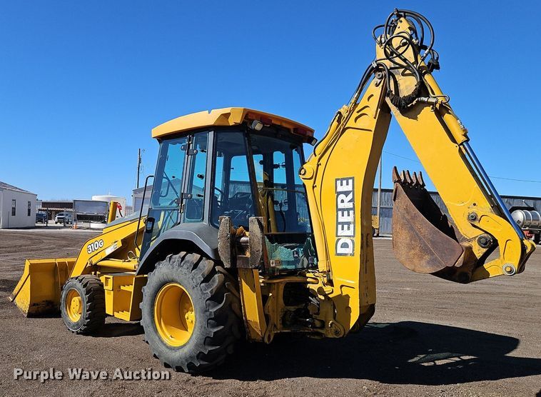 image for item OJ9504 2003 John Deere 310G backhoe