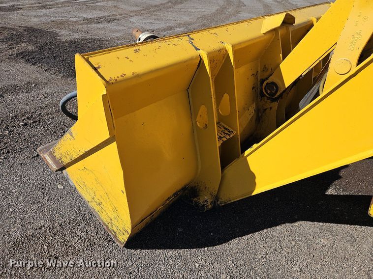 image for item OJ9504 2003 John Deere 310G backhoe