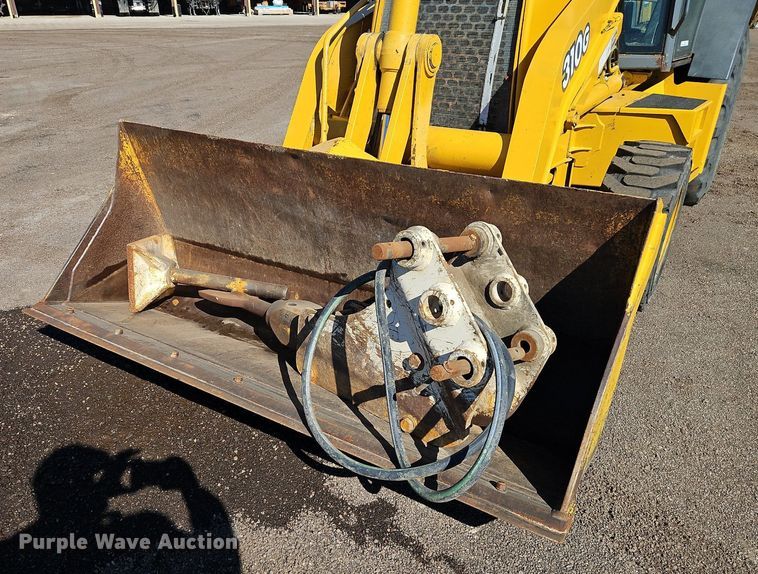 image for item OJ9504 2003 John Deere 310G backhoe