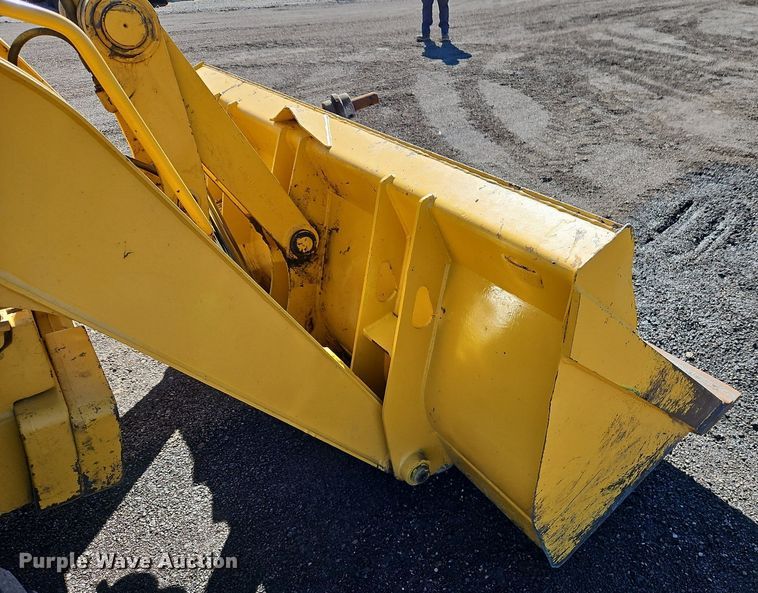 image for item OJ9504 2003 John Deere 310G backhoe