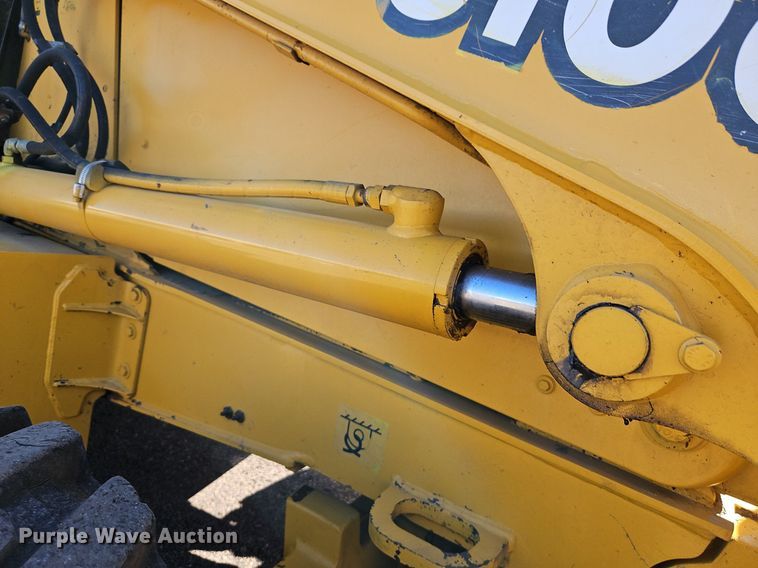 image for item OJ9504 2003 John Deere 310G backhoe