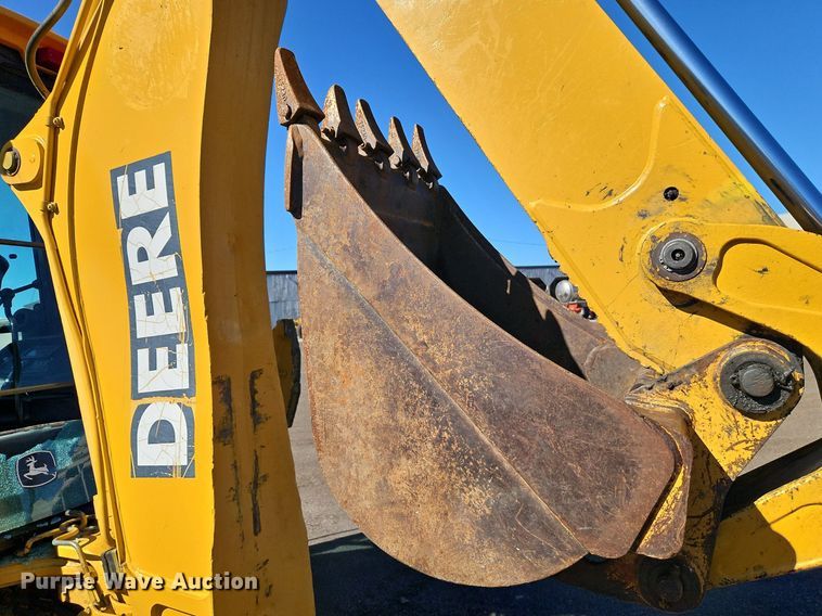 image for item OJ9504 2003 John Deere 310G backhoe