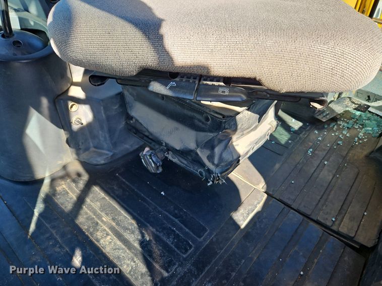 image for item OJ9504 2003 John Deere 310G backhoe