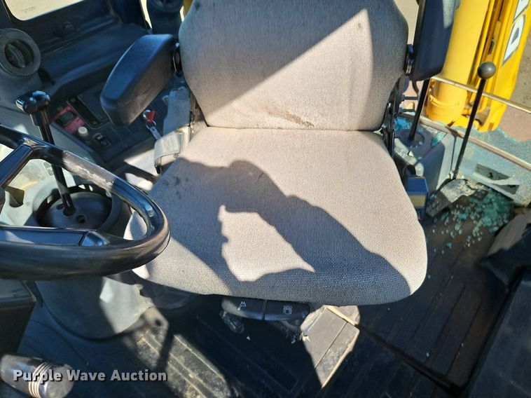 image for item OJ9504 2003 John Deere 310G backhoe