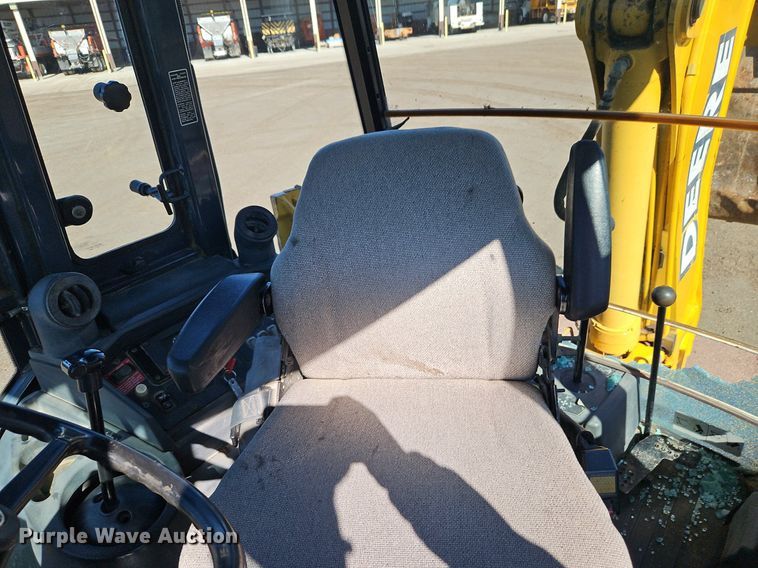 image for item OJ9504 2003 John Deere 310G backhoe