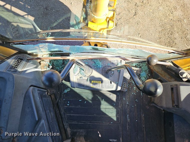 image for item OJ9504 2003 John Deere 310G backhoe