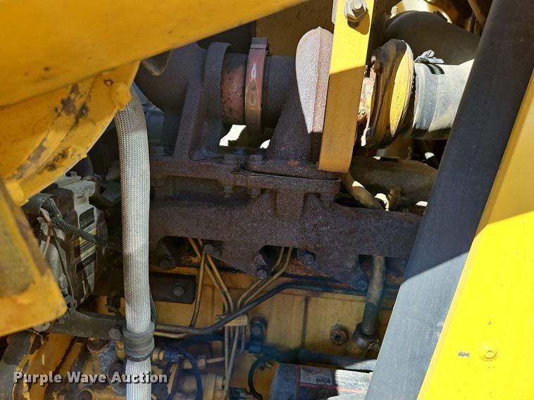 image for item OJ9504 2003 John Deere 310G backhoe