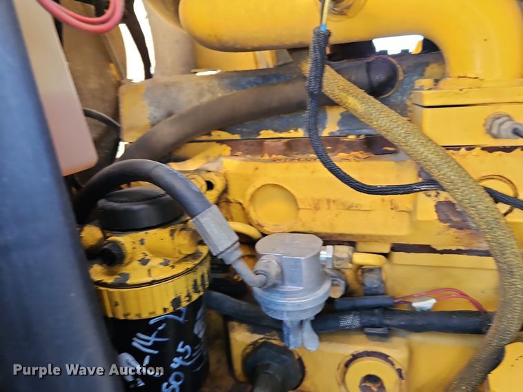 image for item OJ9504 2003 John Deere 310G backhoe