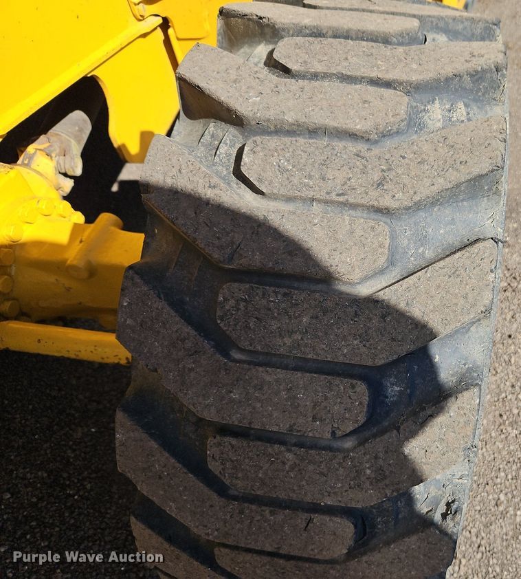 image for item OJ9504 2003 John Deere 310G backhoe