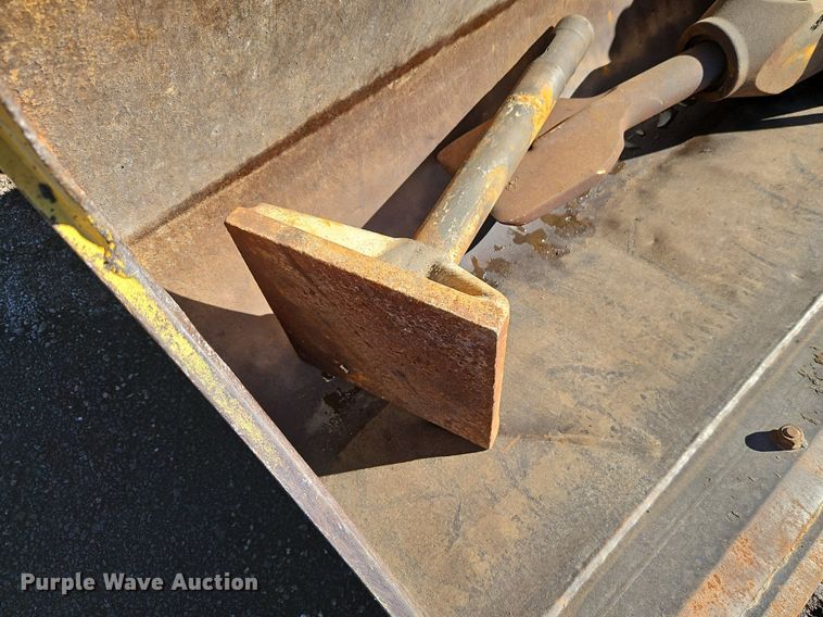 image for item OJ9504 2003 John Deere 310G backhoe