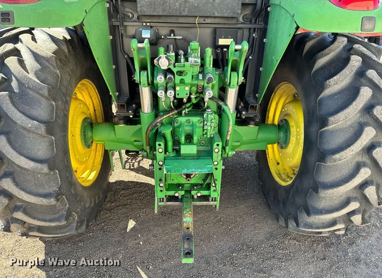 image for item OJ9505 2007 John Deere 6415 tractor