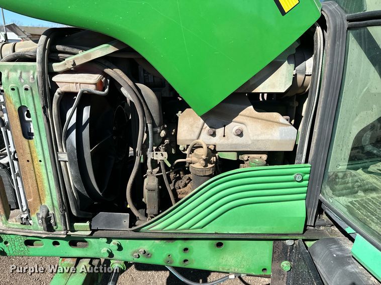 image for item OJ9505 2007 John Deere 6415 tractor