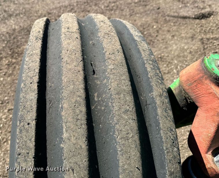 image for item OJ9505 2007 John Deere 6415 tractor