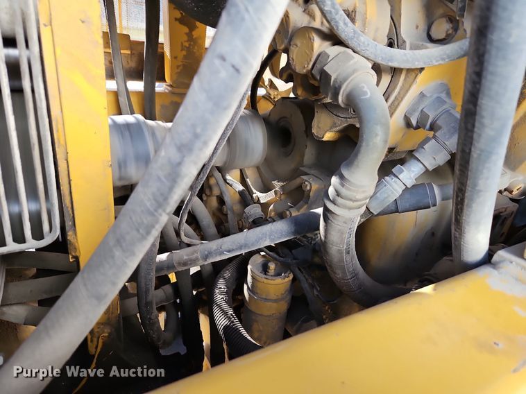 image for item OJ9510 2000 John Deere 770CH motor grader