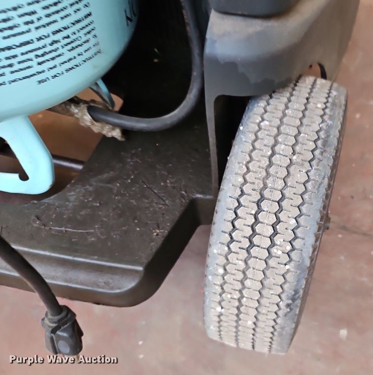 image for item OJ9511 Robinair Cooltech 34788 refrigerant recovery recycling machine