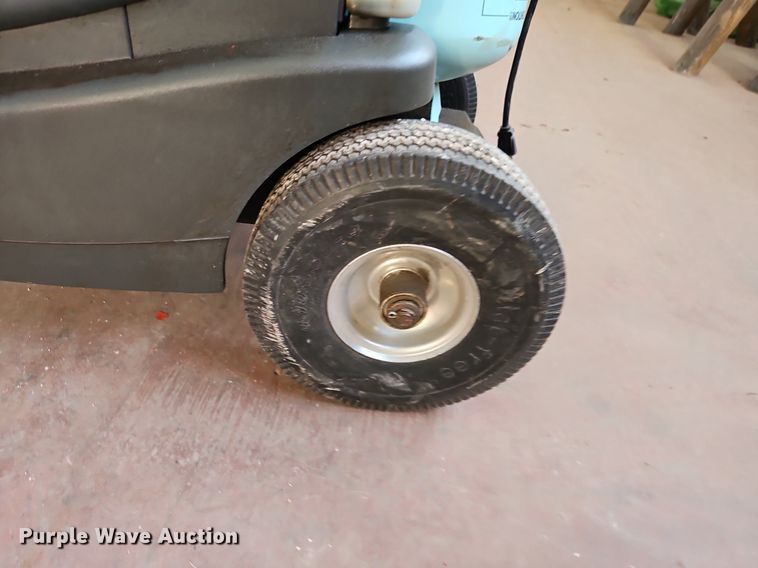 image for item OJ9511 Robinair Cooltech 34788 refrigerant recovery recycling machine