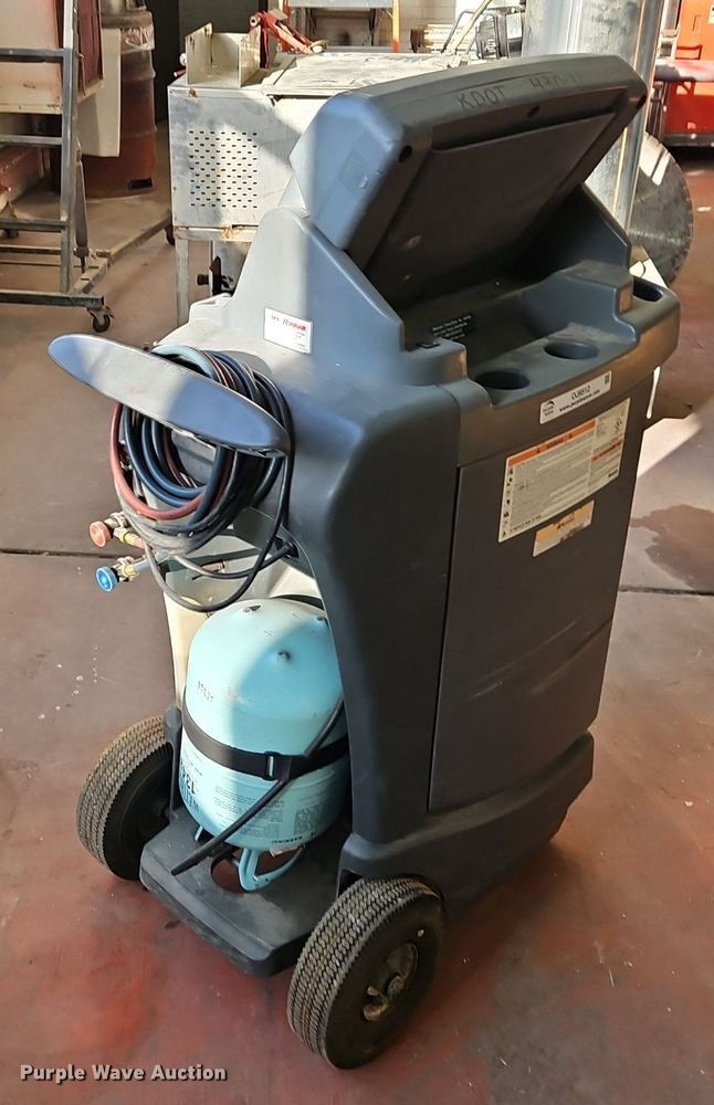 image for item OJ9512 Robinair Cooltech 34788 refrigerant recovery recycling machine 