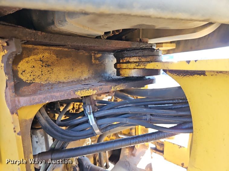 image for item OJ9515 2005 John Deere 444J wheel loader