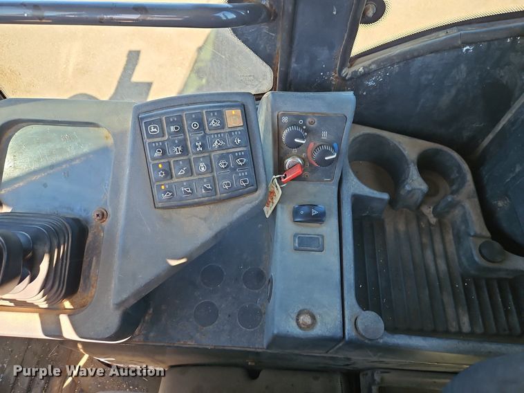 image for item OJ9515 2005 John Deere 444J wheel loader