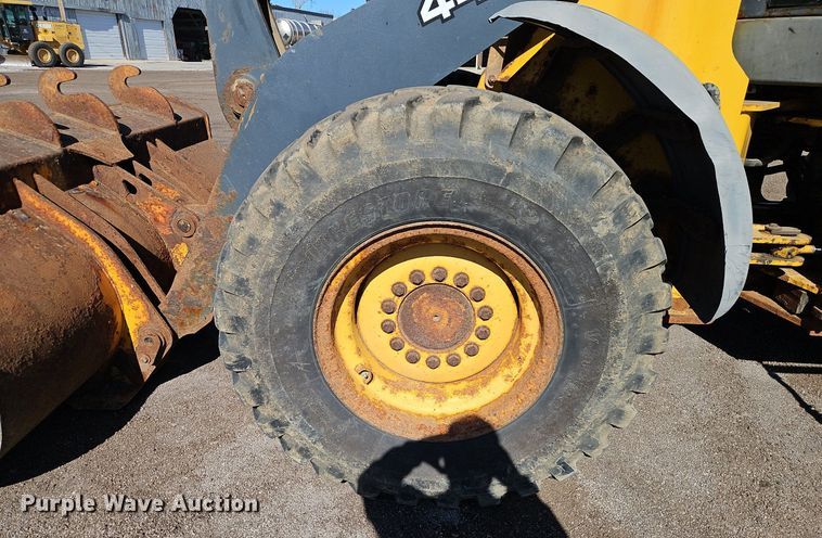 image for item OJ9515 2005 John Deere 444J wheel loader