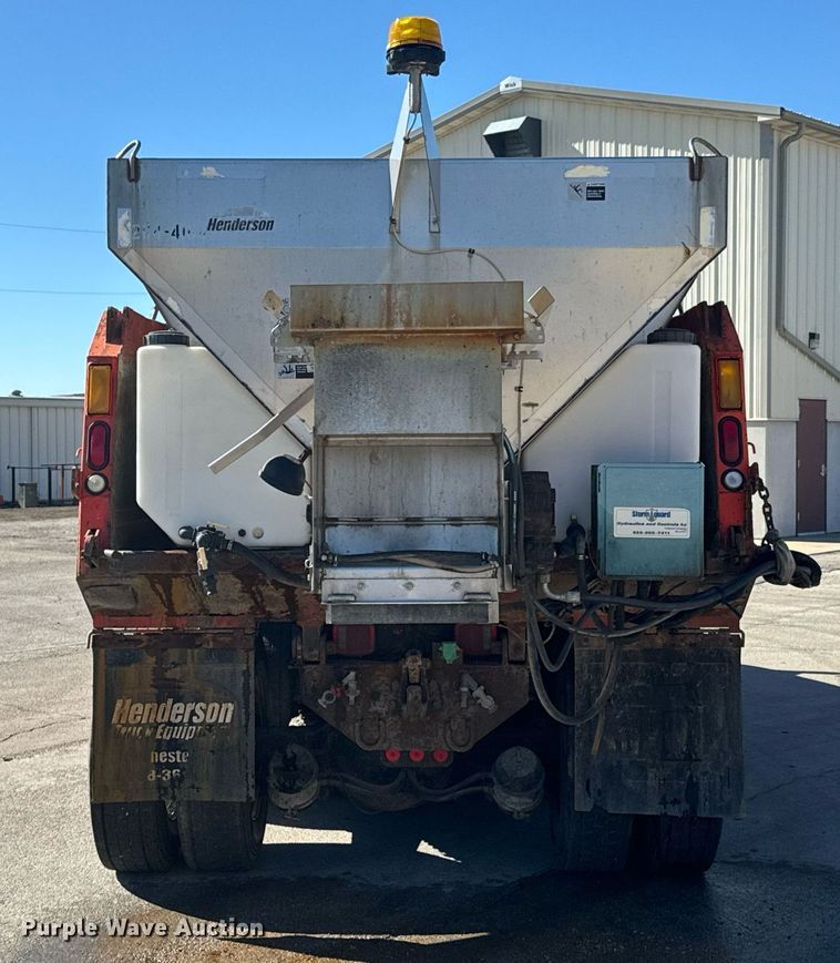 image for item OJ9516 2005 International 7400 dump truck