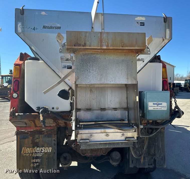 image for item OJ9516 2005 International 7400 dump truck