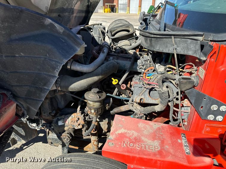 image for item OJ9516 2005 International 7400 dump truck