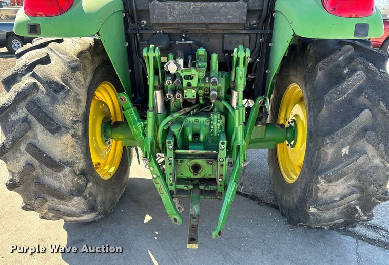 image for item OJ9517 2007 John Deere 6415 tractor