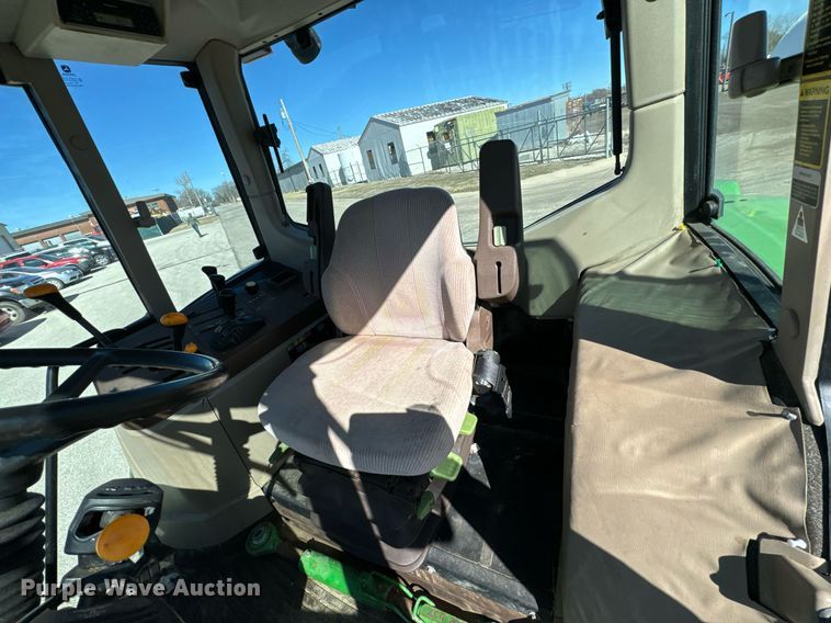 image for item OJ9517 2007 John Deere 6415 tractor