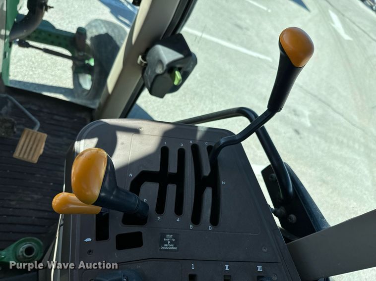 image for item OJ9517 2007 John Deere 6415 tractor